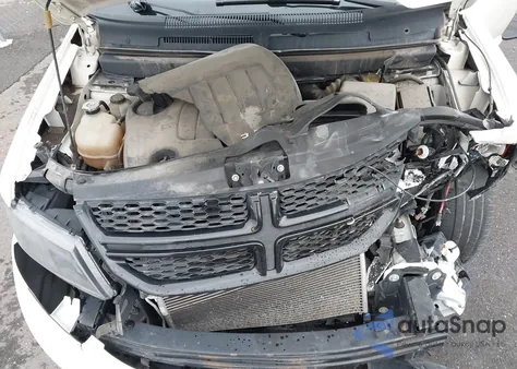 2014 Dodge Journey Sxt z USA, uszkodzony, nr VIN 3C4PDDBGXET122394